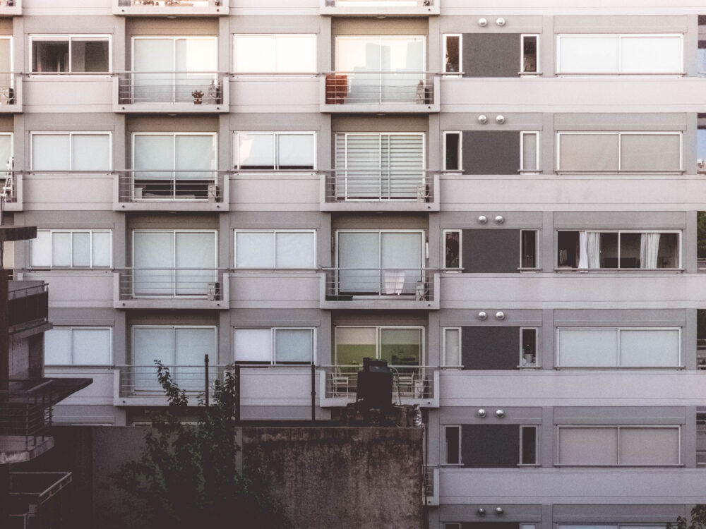 Izolacja cieplna balkonów – czemu jest tak ważna?